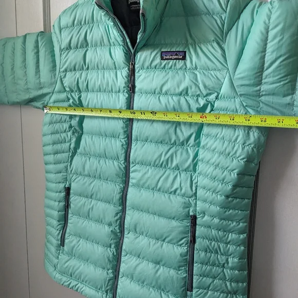 Patagonia Women's Down Puffer Jacket Cost Size Large - Picture 7 of 11
